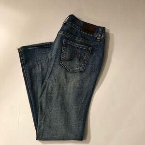Maurices Wide Leg Original Jeans Size 5/6 REG